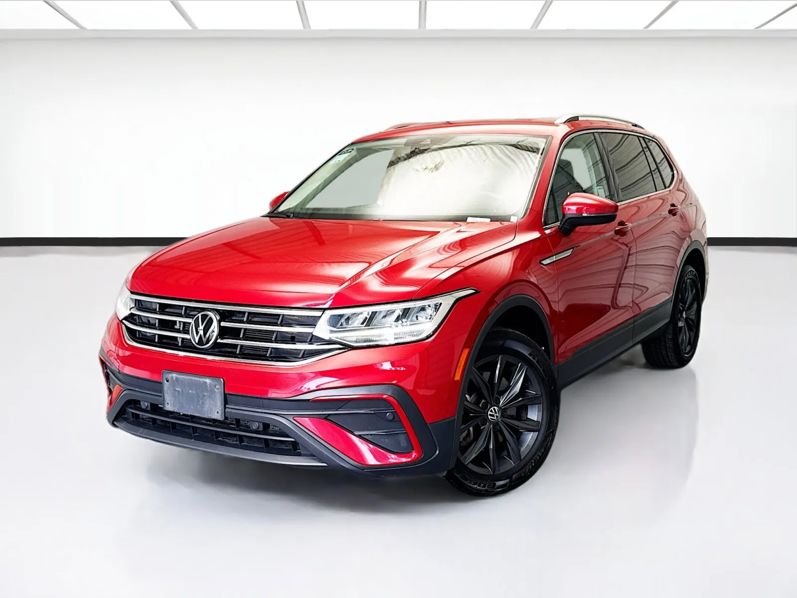 Red 2022 Volkswagen Tiguan 2.0T SE for sale in Montclair, CA