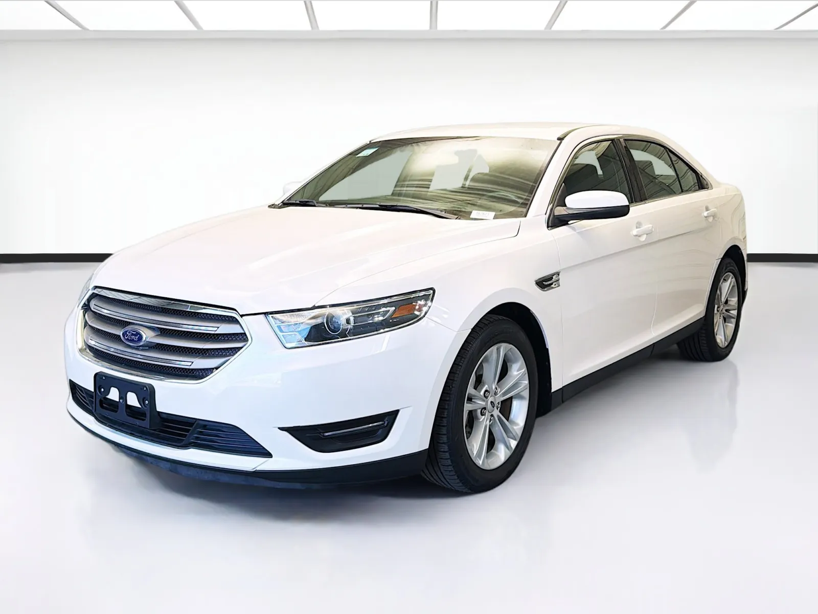 2019 Ford Taurus