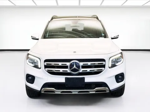 Photos of 2022 Mercedes-Benz GLB 250 for sale in Montclair, CA at STG Montclair