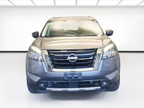 Photos of 2022 Nissan Pathfinder SL for sale in Montclair, CA at STG Montclair