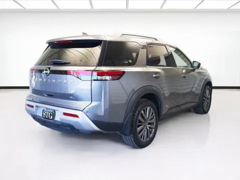More photos of 2022 Nissan Pathfinder SL at STG Montclair, CA