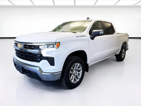 White 2022 Chevrolet Silverado 1500 LT for sale in Montclair, CA