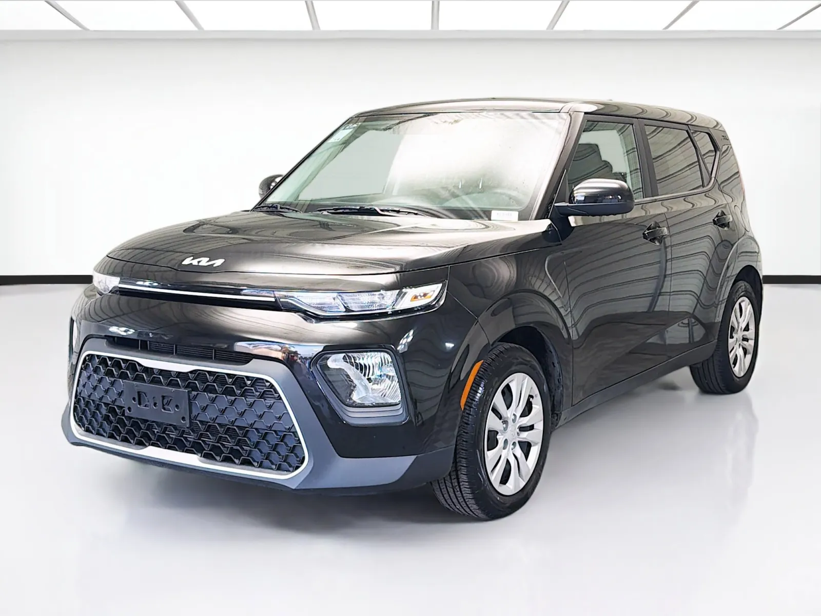 Black 2022 Kia Soul LX for sale in Montclair, CA