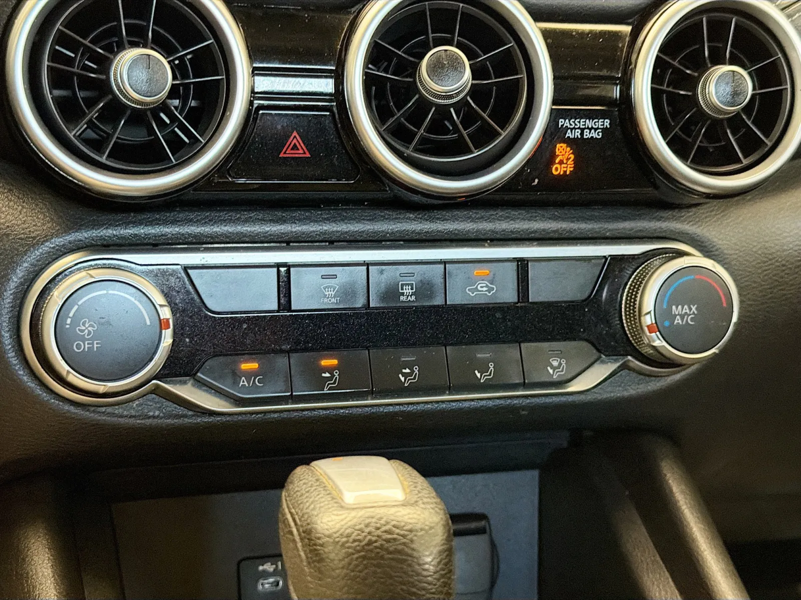 2022 Nissan Sentra SV photo 4