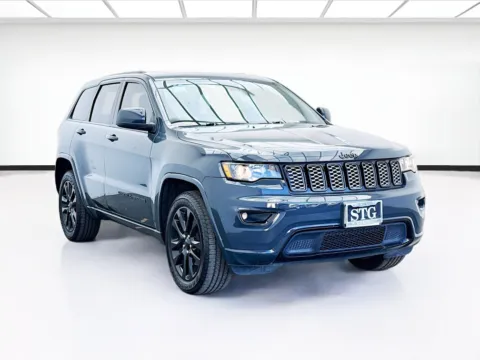 Another view of 2017 Jeep Grand Cherokee Altitude for sale in Bellflower, CA at STG Bellflower