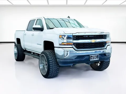Another view of 2017 Chevrolet Silverado 1500 LT LT1 for sale in Bellflower, CA at STG Bellflower