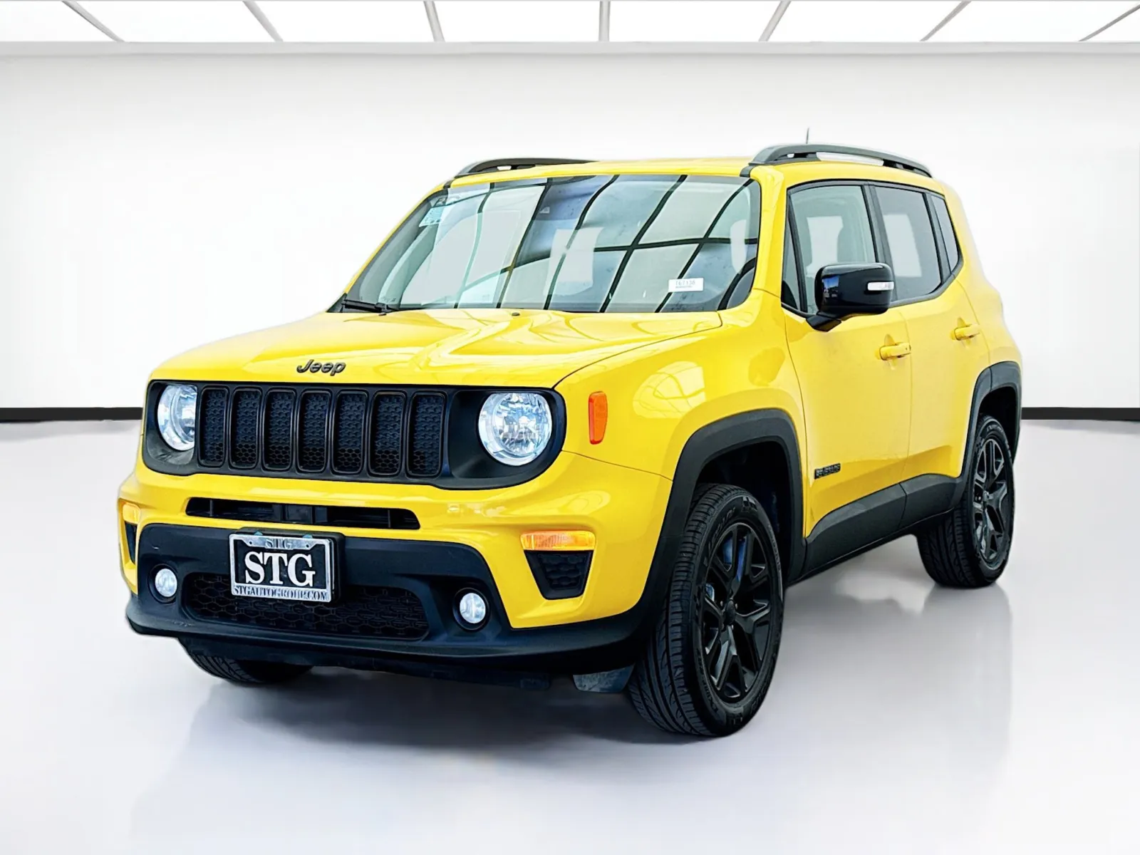 Yellow 2023 Jeep Renegade Altitude for sale in Bellflower, CA