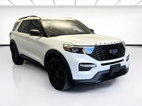 Another view of 2020 Ford Explorer ST W/TWIN PANEL ROOF PREMIUM TECHNOLOGY & 21 WHEE for sale in Bellflower, CA at STG Bellflower
