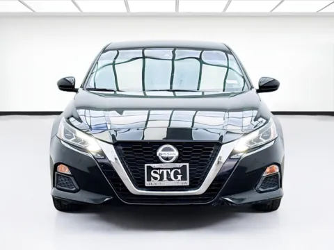 Photos of 2021 Nissan Altima 2.5 SV for sale in Bellflower, CA at STG Bellflower