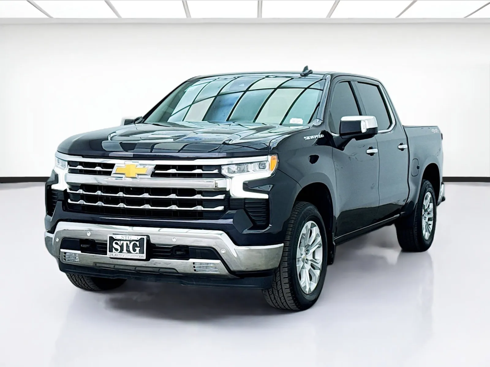 Gray 2023 Chevrolet Silverado 1500 LTZ for sale in Bellflower, CA