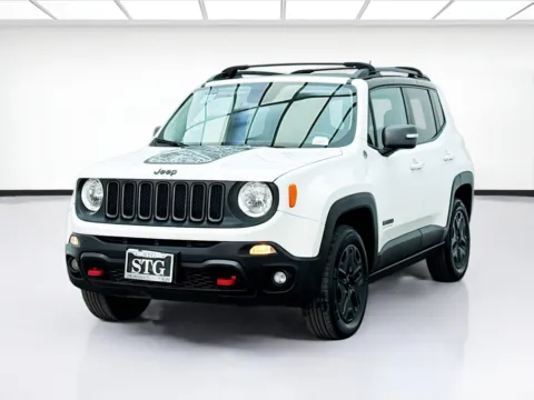 White 2017 Jeep Renegade Deserthawk for sale in Bellflower, CA