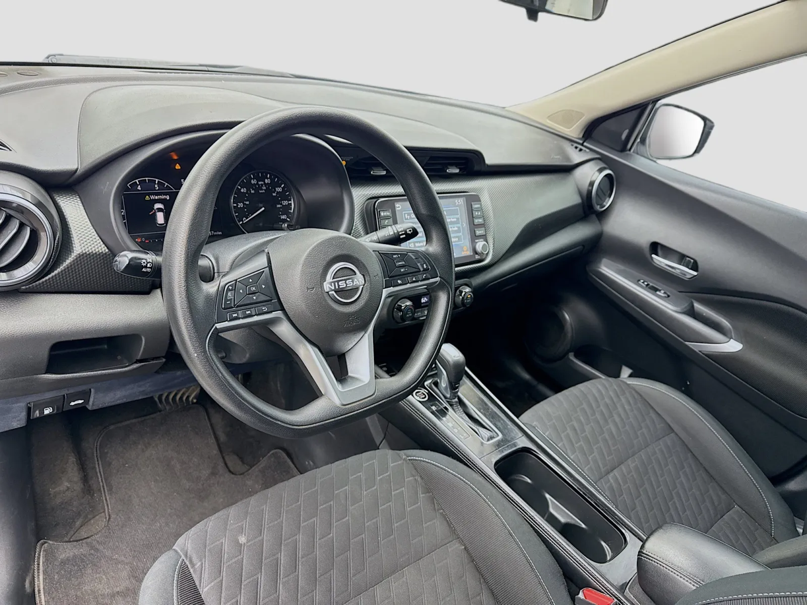 2022 Nissan Kicks SV photo 3