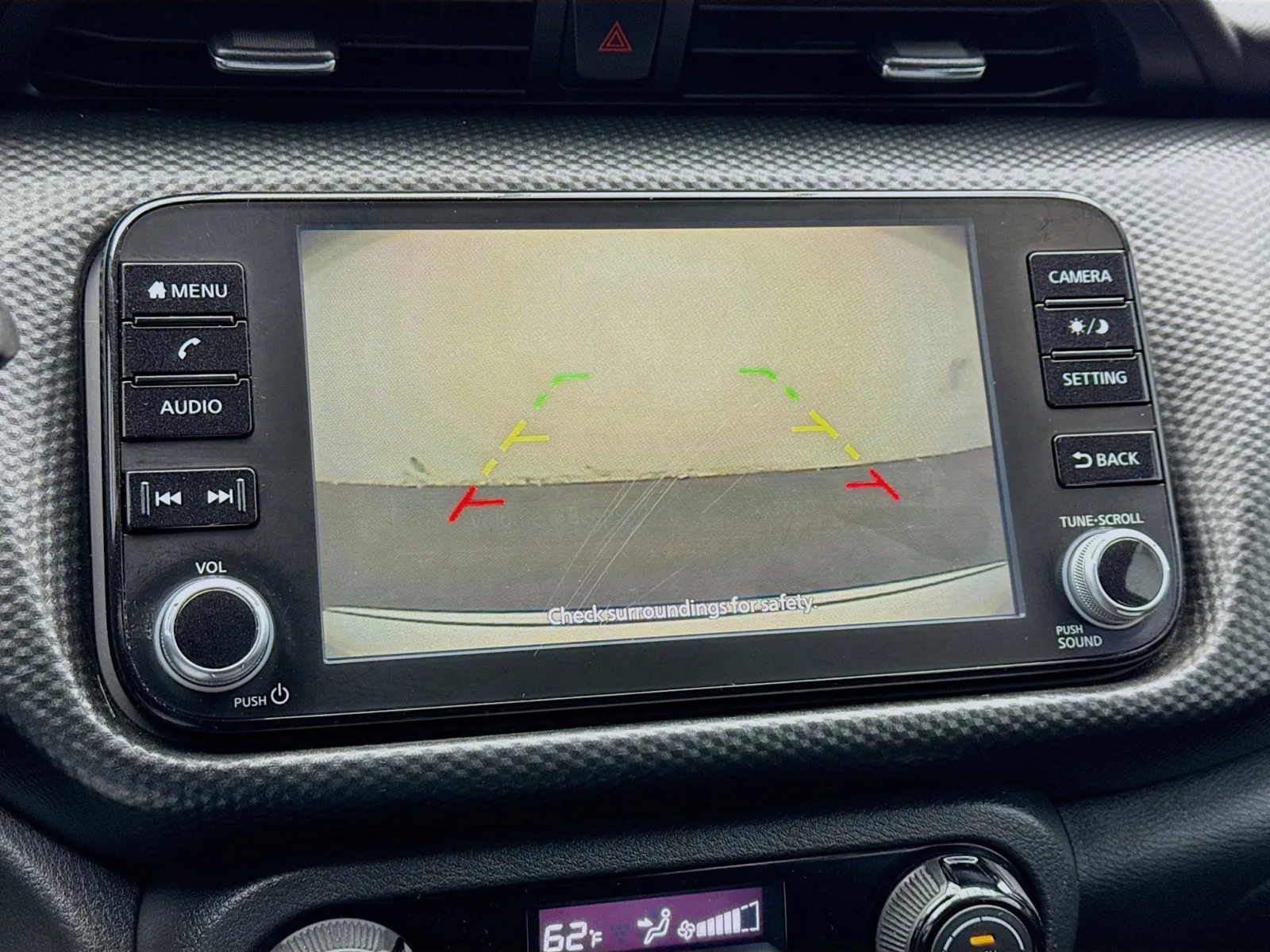 2022 Nissan Kicks SV photo 4