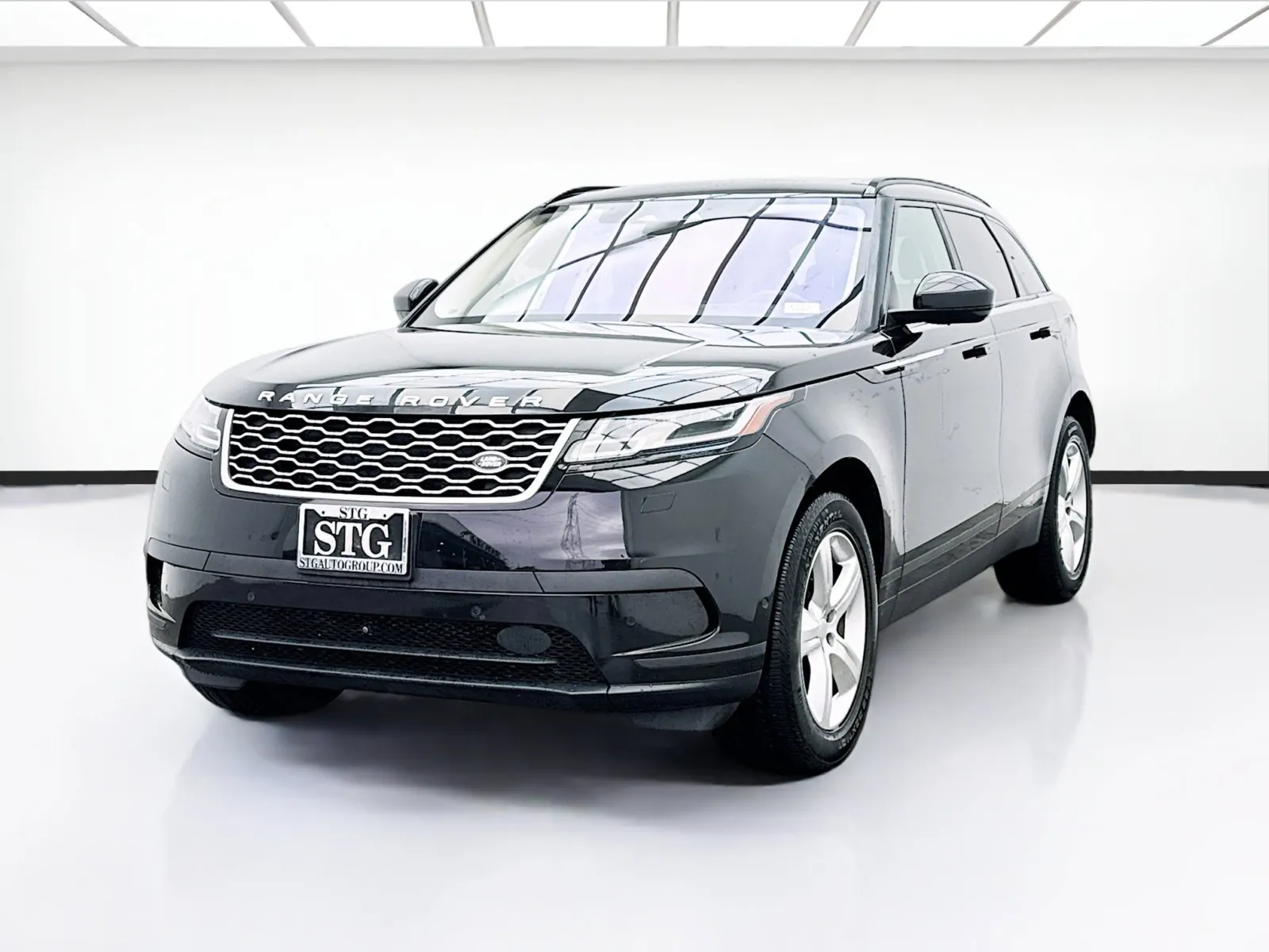 Black 2021 Land Rover Range Rover Velar S for sale in Bellflower, CA