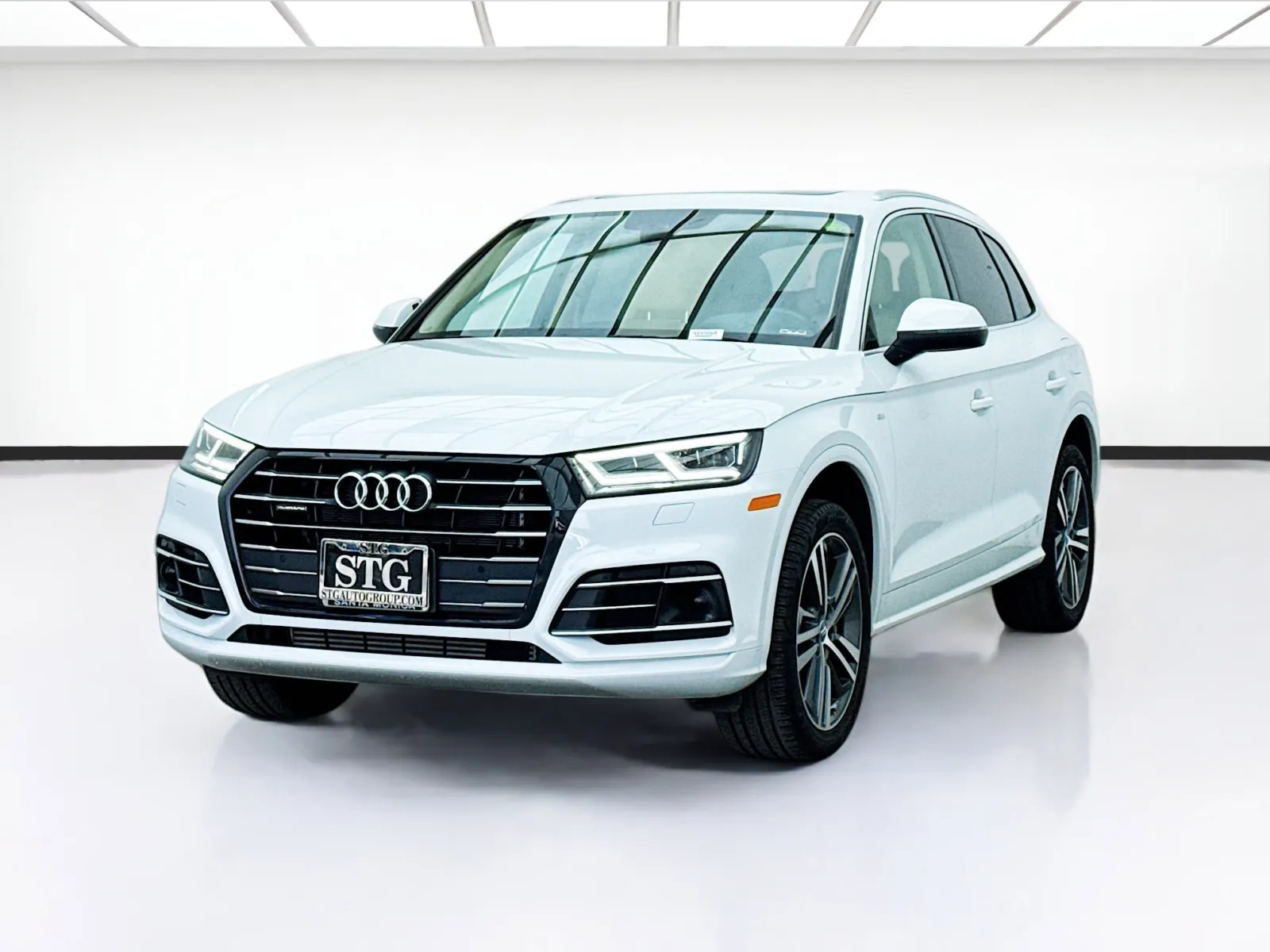 2020 Audi Q5 Premium Plus's photo