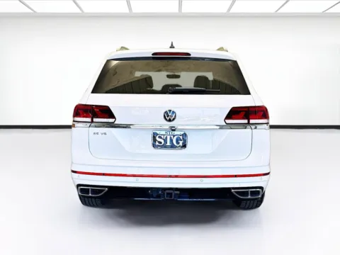 More photos of 2021 Volkswagen Atlas 3.6L V6 SE w/Technology R-Line at STG Bellflower, CA