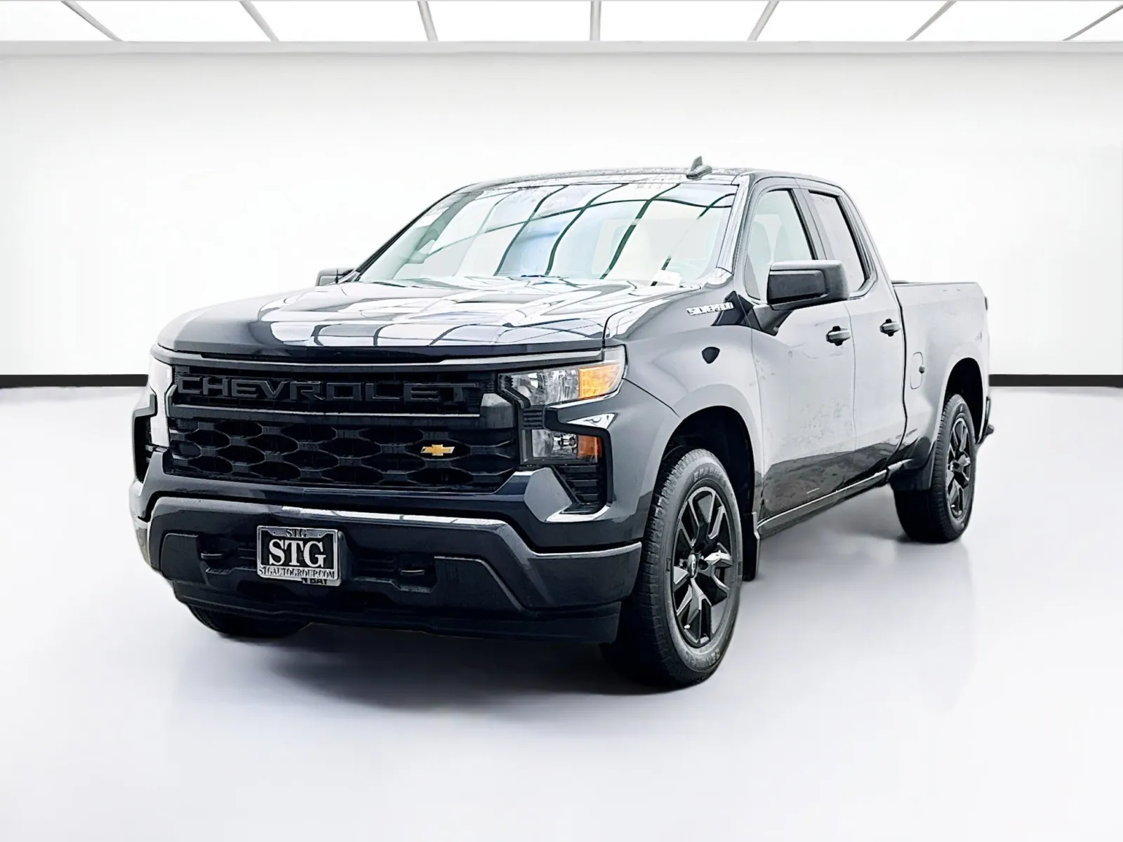 2022 Chevrolet Silverado 1500 Custom's photo