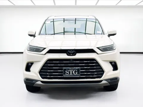 Photos of 2024 Toyota Grand Highlander for sale in Bellflower, CA at STG Bellflower