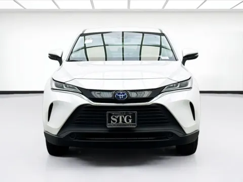 Photos of 2023 Toyota Venza for sale in Bellflower, CA at STG Bellflower