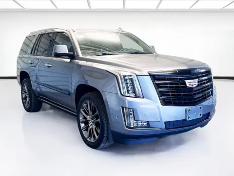 Another view of 2020 Cadillac Escalade Platinum Edition for sale in Bellflower, CA at STG Bellflower