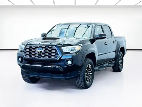 White 2023 Toyota Tacoma TRD Sport V6 for sale in Bellflower, CA