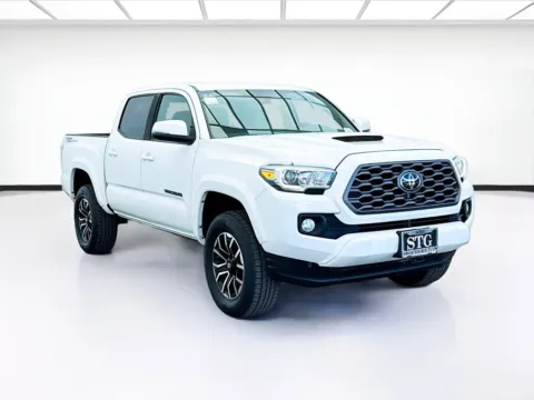 Another view of 2021 Toyota Tacoma TRD Off-Road V6 for sale in Bellflower, CA at STG Bellflower