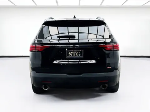More photos of 2022 Chevrolet Traverse RS at STG Bellflower, CA