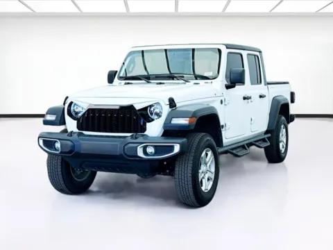White 2024 Jeep Gladiator Sport for sale in Bellflower, CA