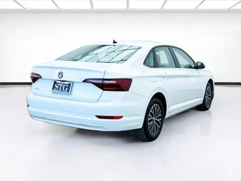 More photos of 2019 Volkswagen Jetta 1.4T SE at STG Bellflower, CA