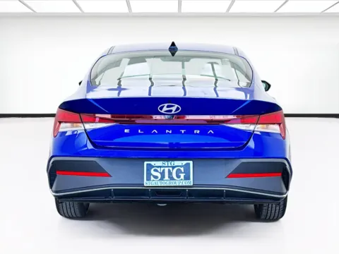 More photos of 2024 Hyundai Elantra SEL at STG Bellflower, CA