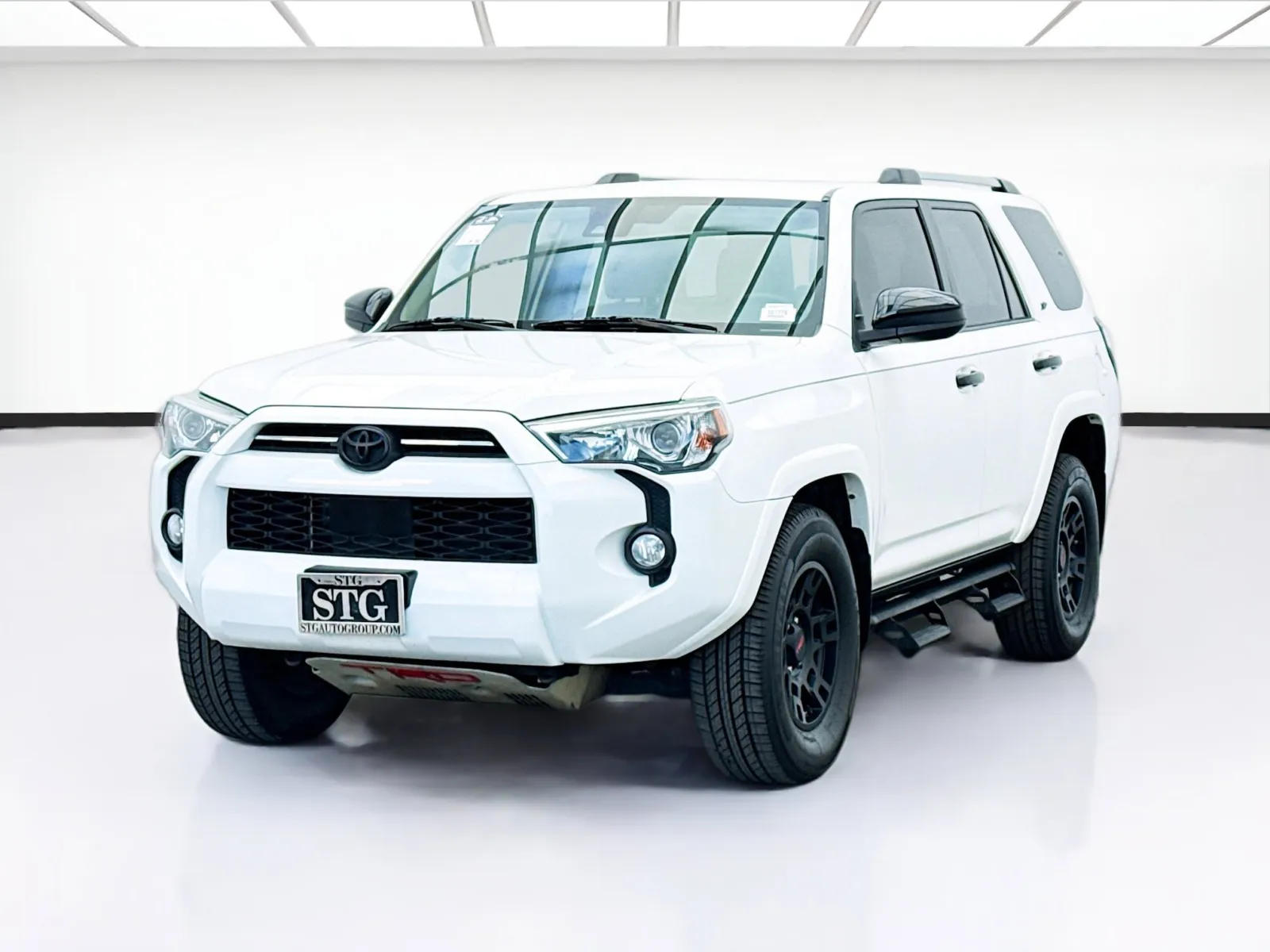 White 2020 Toyota 4Runner SR5 V6 for sale in Bellflower, CA