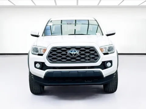 Photos of 2023 Toyota Tacoma SR5 V6 for sale in Bellflower, CA at STG Bellflower