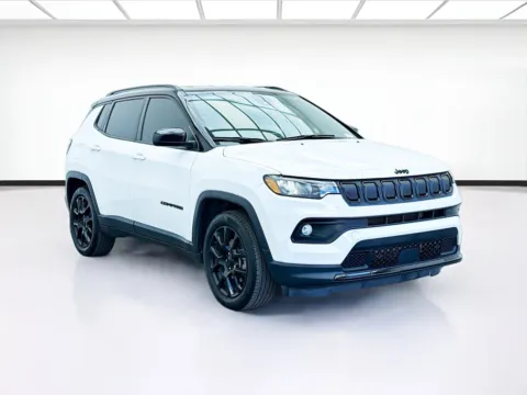 Another view of 2022 Jeep Compass Altitude for sale in Bellflower, CA at STG Bellflower