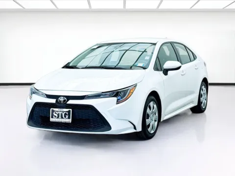 Green 2022 Toyota Corolla LE for sale in Bellflower, CA