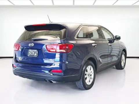 More photos of 2020 Kia Sorento LX at STG Bellflower, CA