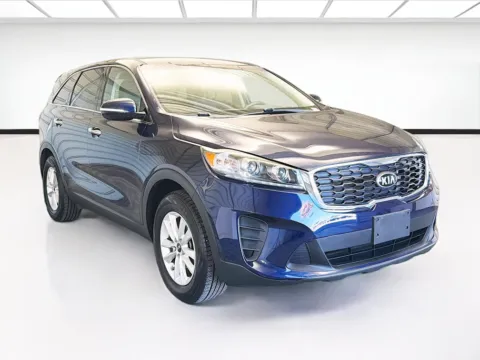 Another view of 2020 Kia Sorento LX for sale in Bellflower, CA at STG Bellflower
