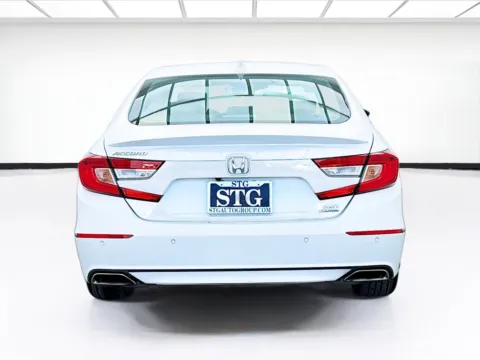 More photos of 2022 Honda Accord Sedan Touring 2.0T at STG Bellflower, CA