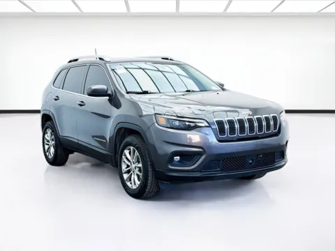 Another view of 2021 Jeep Cherokee Latitude Lux for sale in Bellflower, CA at STG Bellflower