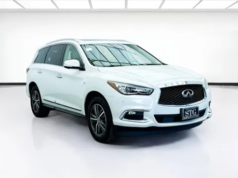 Another view of 2019 INFINITI QX60 LUXE for sale in Bellflower, CA at STG Bellflower