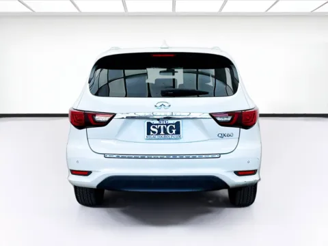 More photos of 2019 INFINITI QX60 LUXE at STG Bellflower, CA