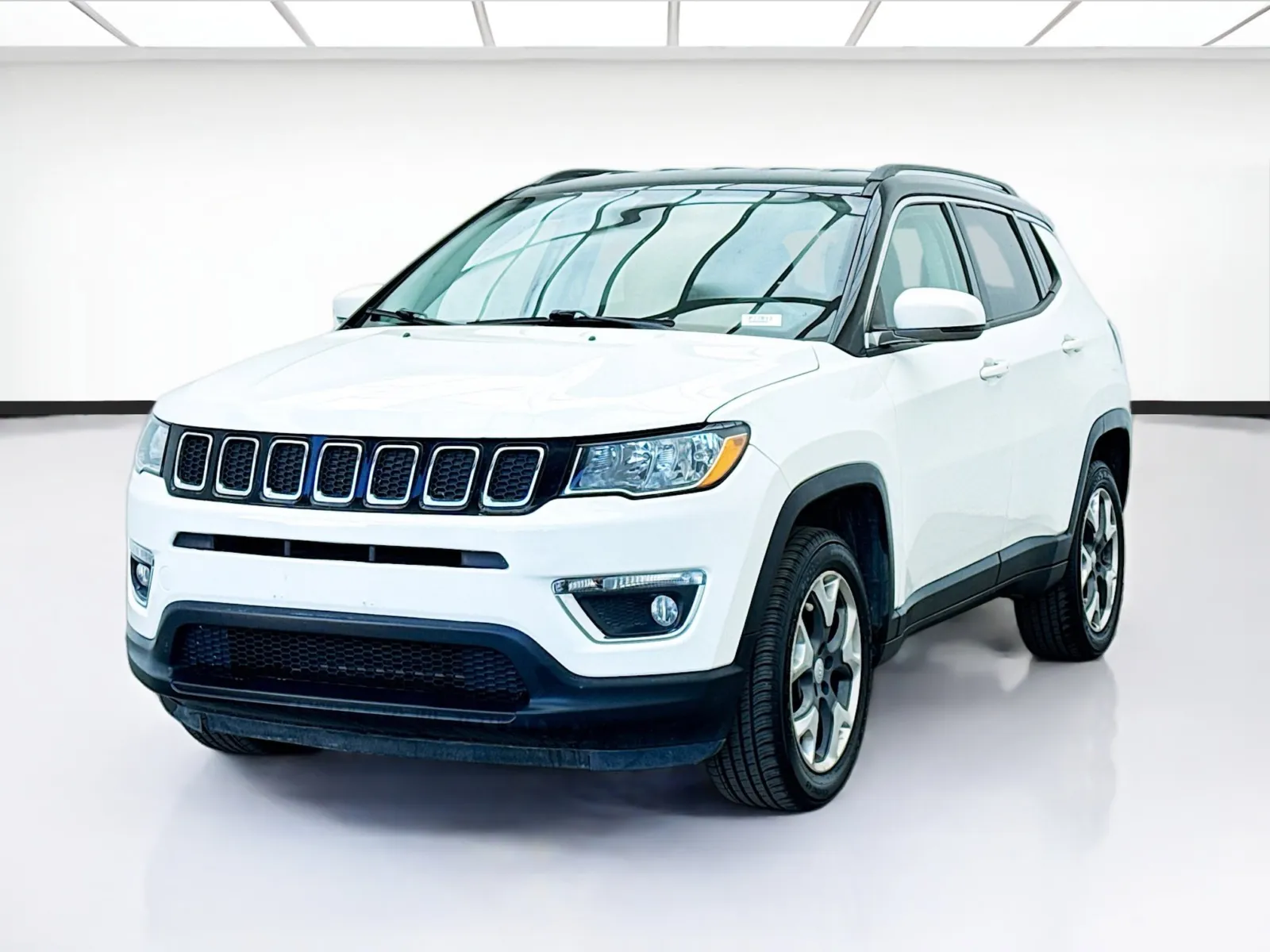 White 2018 Jeep Compass Limited for sale in Bellflower, CA