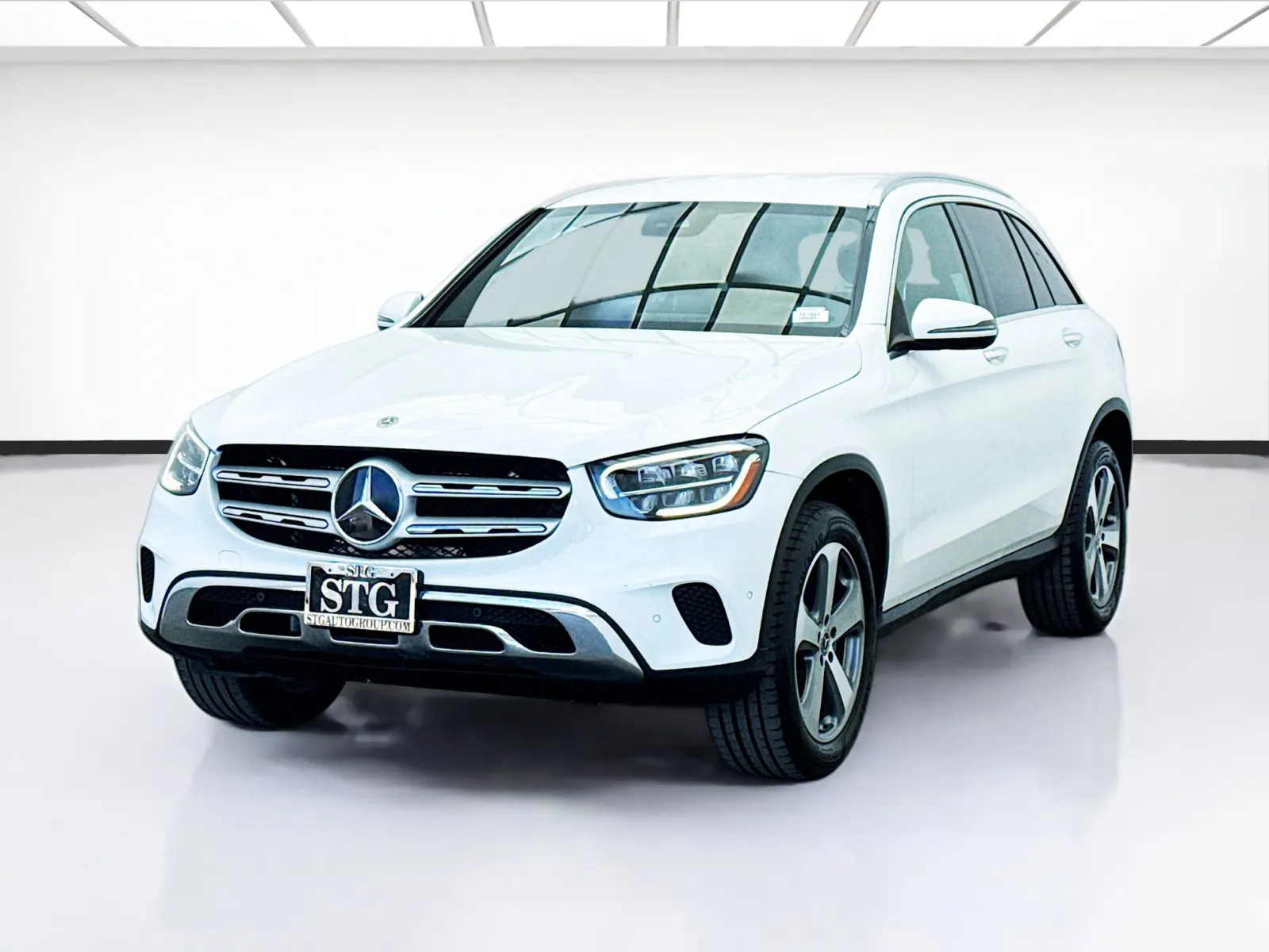 White 2022 Mercedes-Benz GLC 300 for sale in Bellflower, CA
