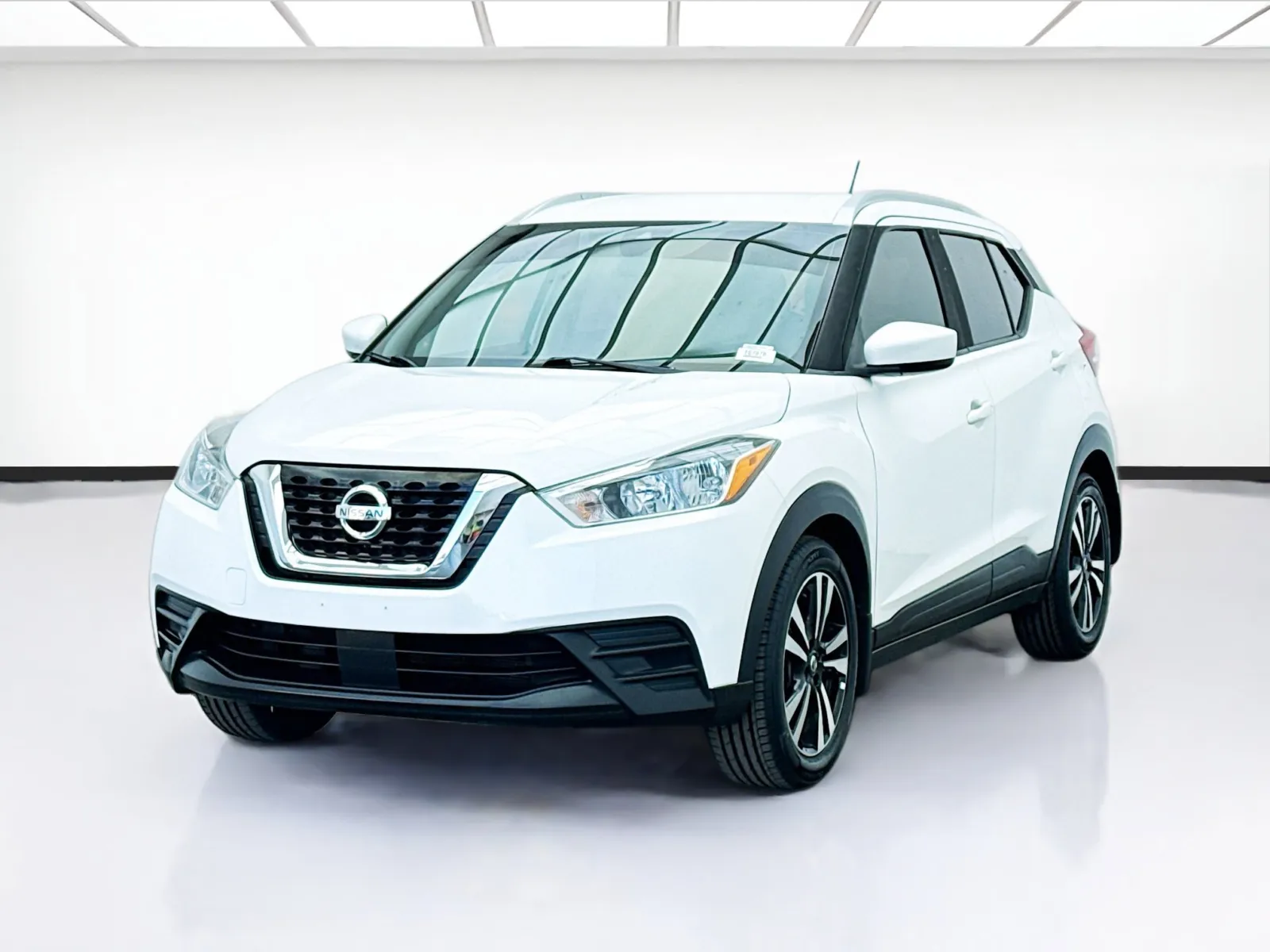 White 2020 Nissan Kicks SV for sale in Bellflower, CA