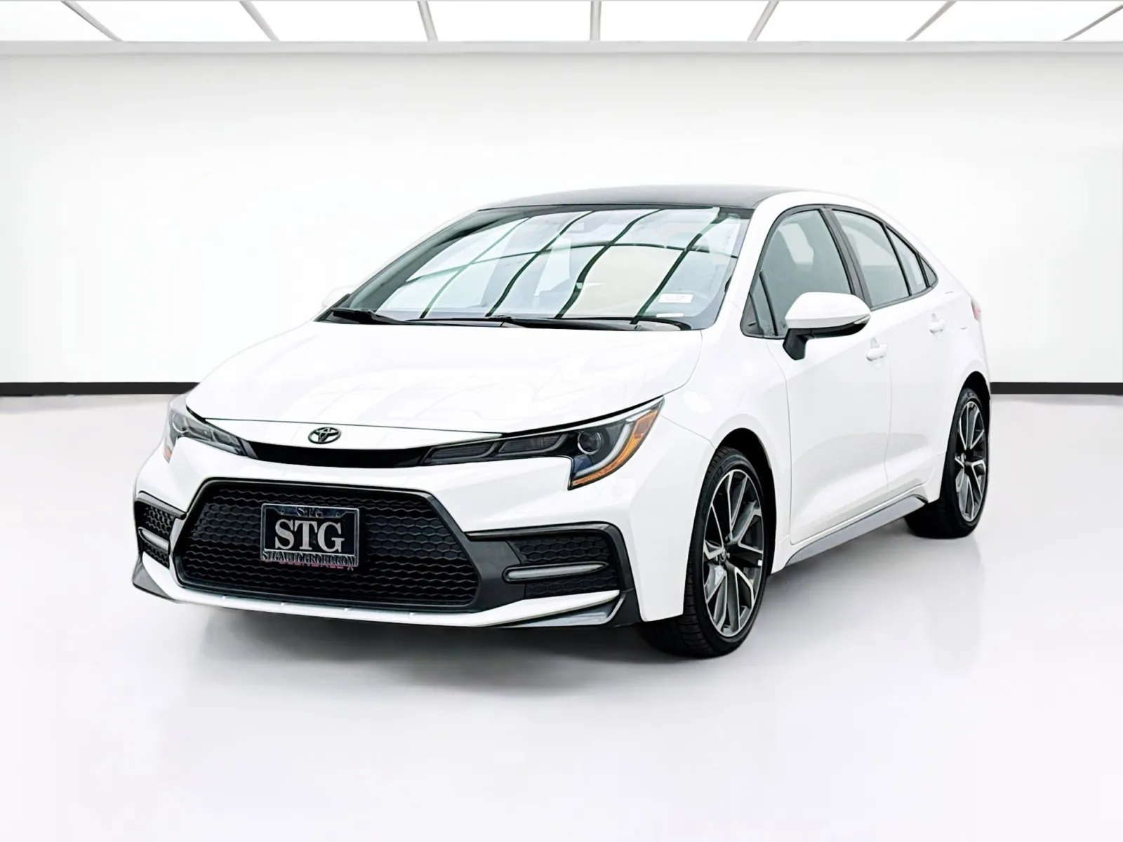 White 2022 Toyota Corolla SE BLACKOUT EMBLEMS & BLACK ROOF PACKAGE for sale in Bellflower, CA