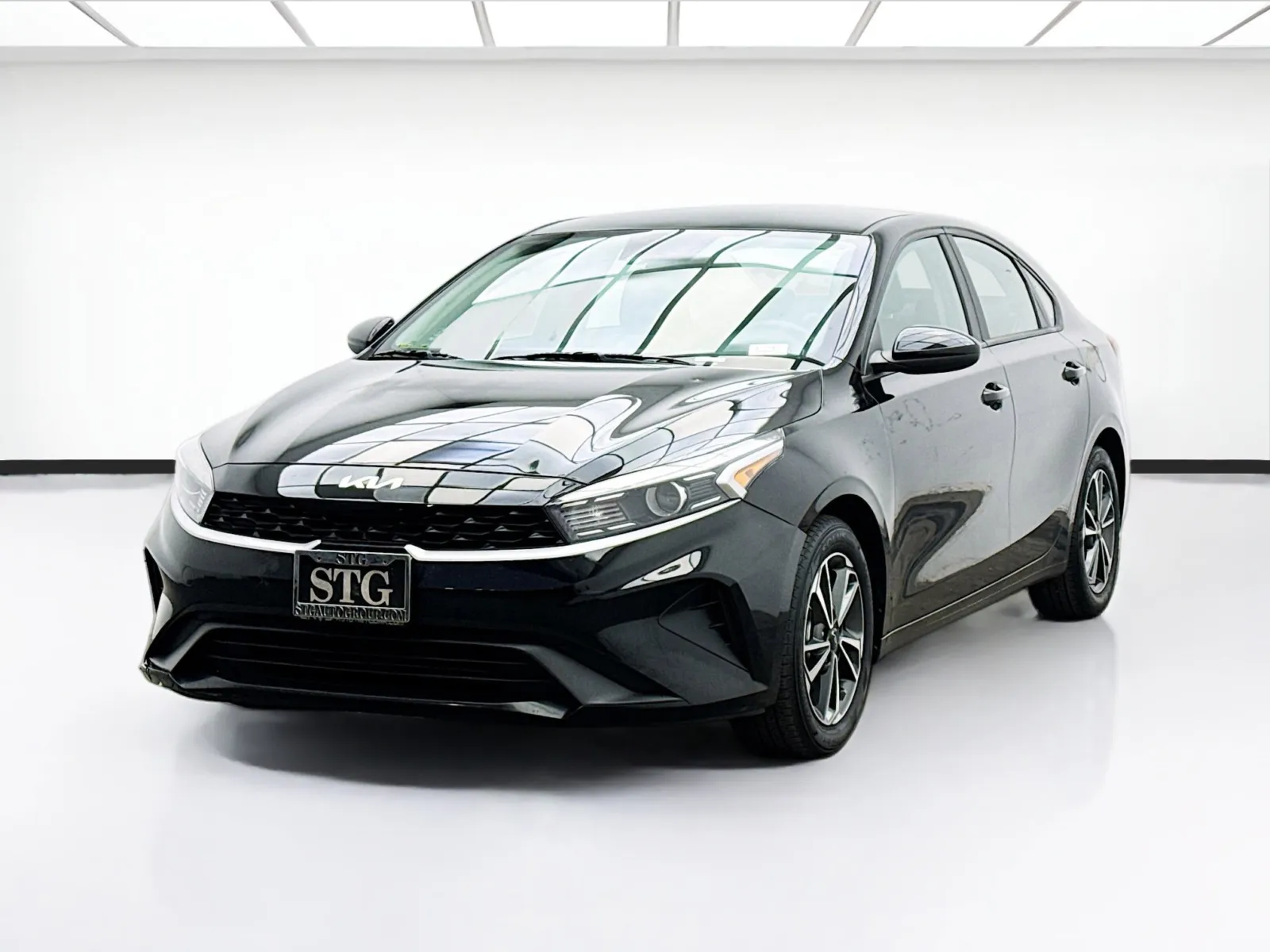 2023 Kia Forte LXS's photo