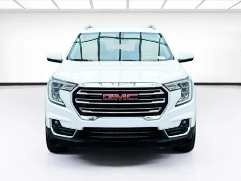 Photos of 2023 GMC Terrain SLT for sale in Bellflower, CA at STG Bellflower