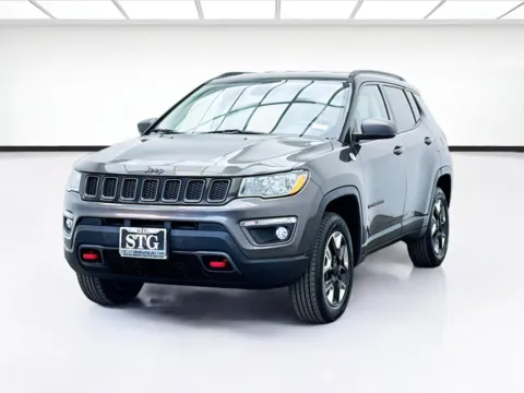 Gray 2018 Jeep Compass Trailhawk for sale in Bellflower, CA
