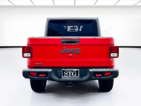 More photos of 2022 Jeep Gladiator Rubicon at STG Bellflower, CA