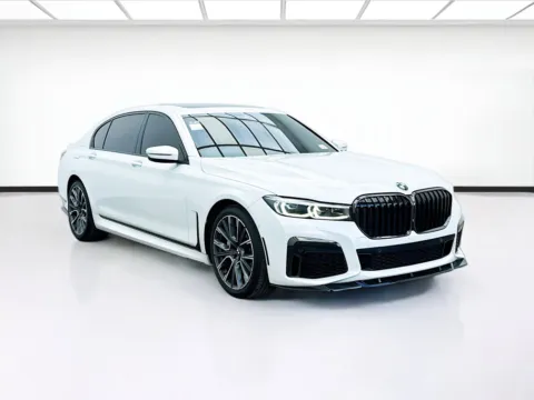 Another view of 2022 BMW 7 Series 740i for sale in Bellflower, CA at STG Bellflower