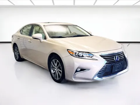 Another view of 2017 Lexus ES 300h for sale in Bellflower, CA at STG Bellflower